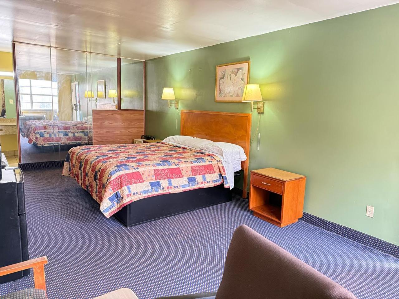 Relax Inn Hampton Luaran gambar