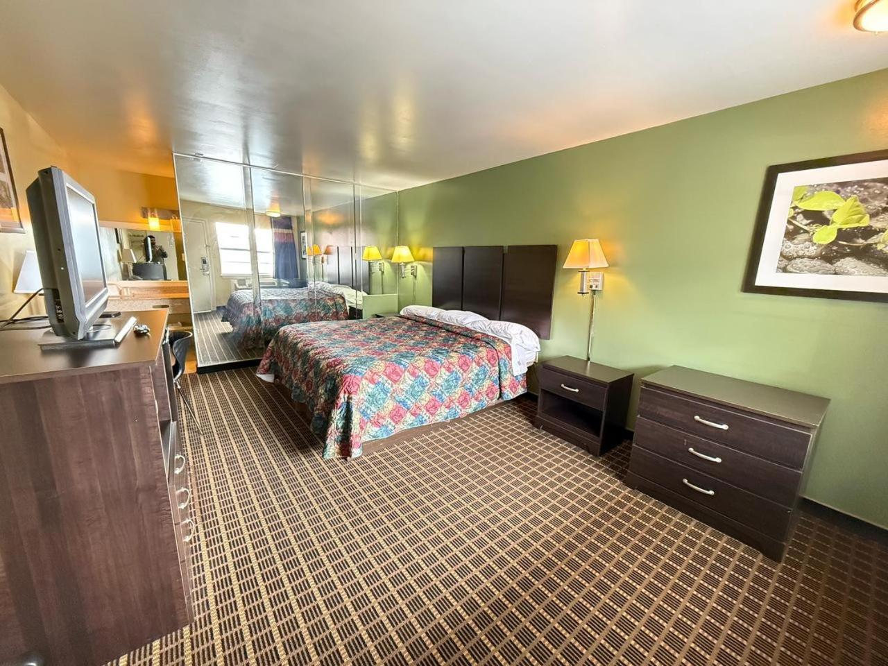 Relax Inn Hampton Luaran gambar
